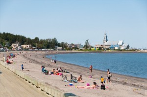 _LEP5857 - Petit arrêt à Ste-Luce.  Maleureusement, un autre endroit où ont as pas le droit de chien sur la plage!