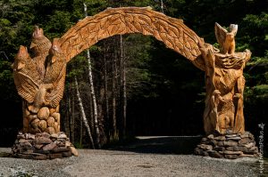 Entré pour le spectacle des oiseaux de proie et l'observatoire des loups. Pour moi, point saillant de ma visite!
